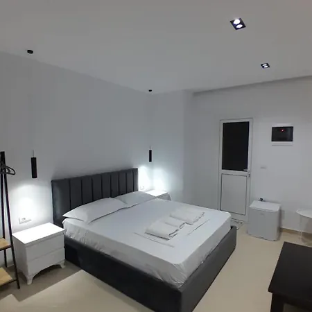 Apartment Florian Sarande