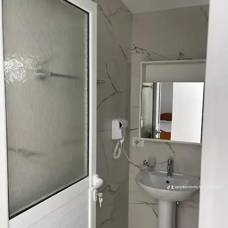 Apartment Florian Sarande